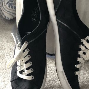 Coach 9.5 sneakers